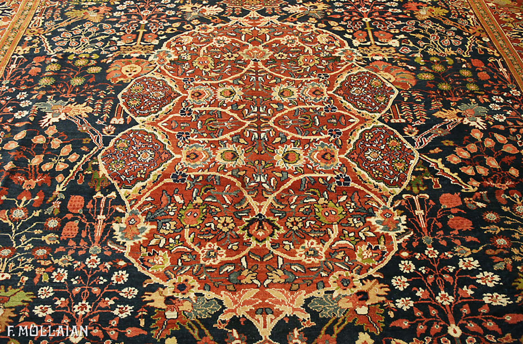 Antique Persian Saruk Farahan Carpet n°:61978738